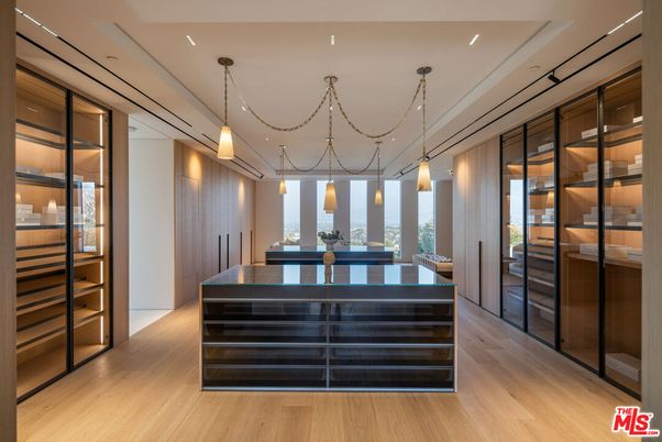 Dining room, Interior, Pendant Lights, Recessed Lighting, Wood Texture Flooring