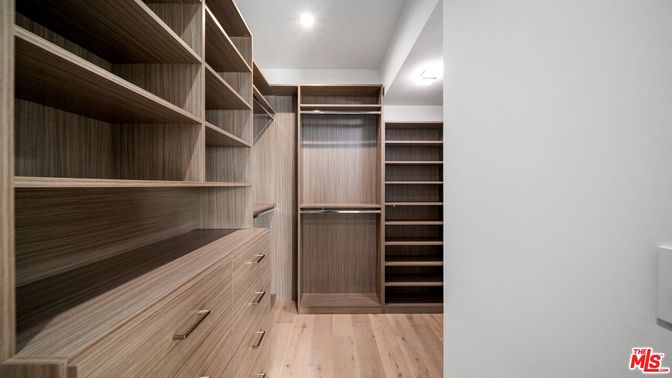 Interior, Recessed Lighting, Walk-in Closets, Wood Texture Flooring