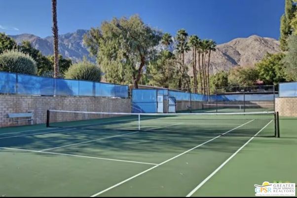 Exterior, Tennis Courts