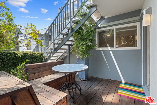 Exterior, Wood Texture Flooring