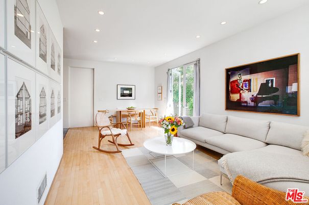 Dining room, Interior, Living room, Recessed Lighting, Wood Texture Flooring