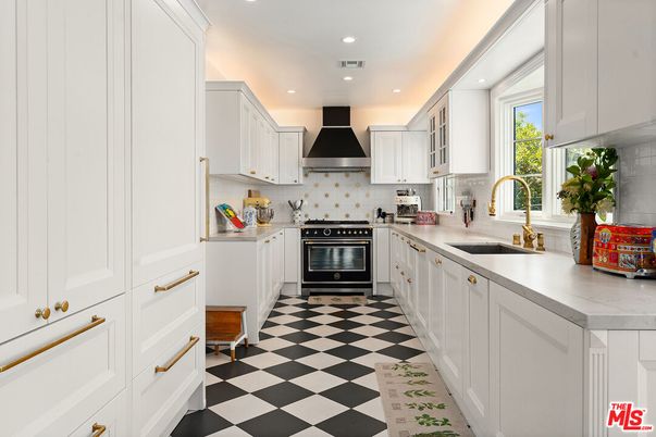 Interior, Kitchen, Recessed Lighting
