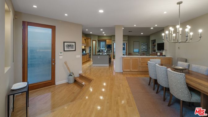 Chandelier, Dining room, Interior, Kitchen, Recessed Lighting, Stainless Steel Appliances, Wood Texture Flooring