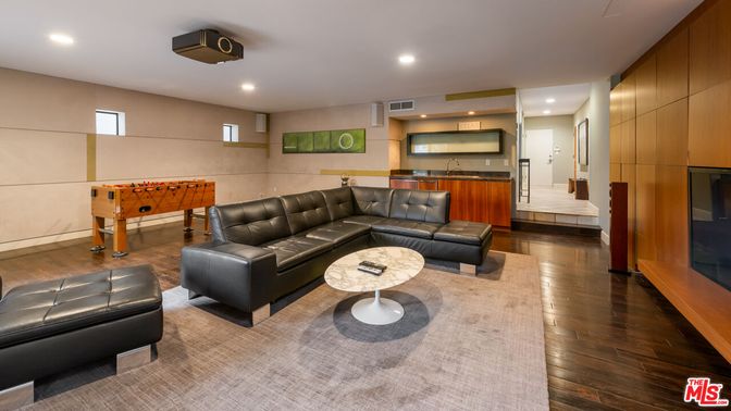 Game Room, Interior, Living room, Recessed Lighting, Wood Texture Flooring