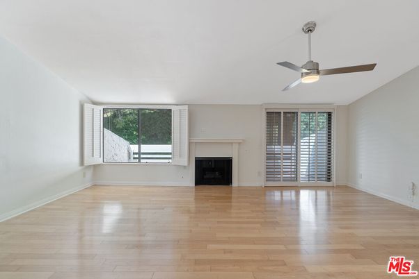 Empty room, Fireplace, Interior, Wood Texture Flooring