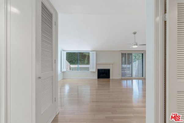 Empty room, Fireplace, Interior, Wood Texture Flooring