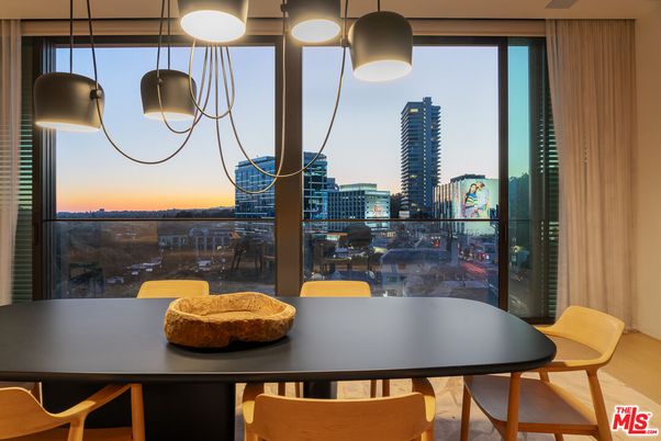 Interior, Dining room, Other, Skyline