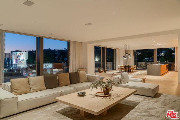 Dining room, Interior, Living room, Pendant Lights, Recessed Lighting, Wood Texture Flooring