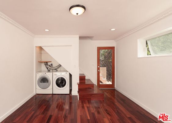Interior, Recessed Lighting, Utility Closets, Washer, Wood Texture Flooring