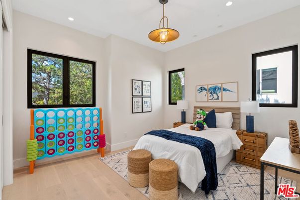 Bedroom, Interior, Pendant Lights, Recessed Lighting, Wood Texture Flooring