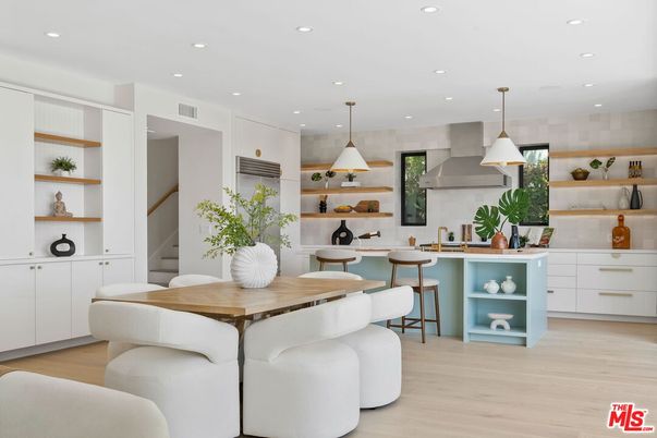 Dining room, Interior, Kitchen, Pendant Lights, Recessed Lighting, Wood Texture Flooring