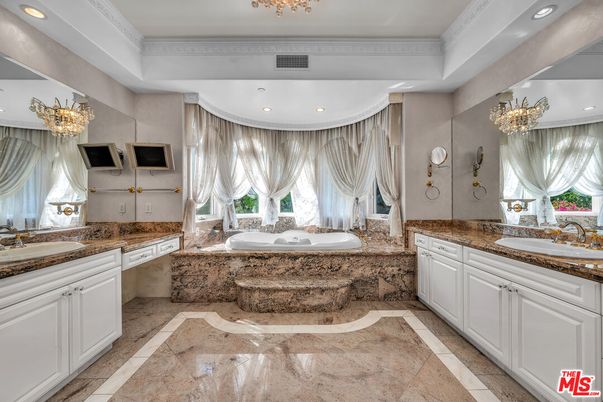 Bathroom, Chandelier, Dual Sink Vanities, Interior, Recessed Lighting