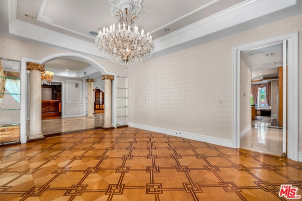 Chandelier, Interior, Recessed Lighting, Wood Texture Flooring