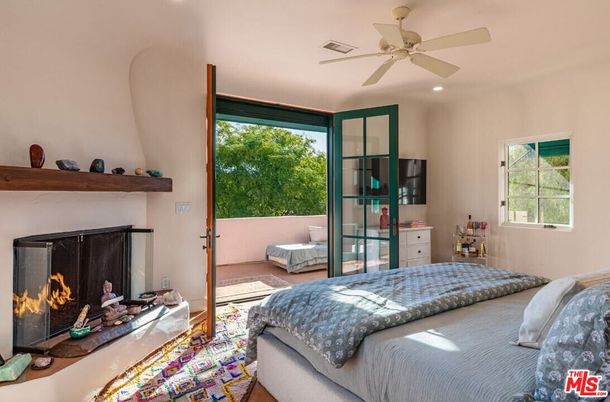 Bedroom, Fireplace, Interior, Recessed Lighting