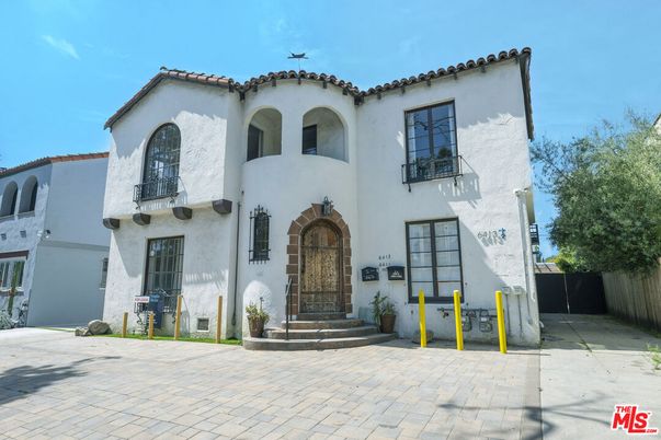 Exterior, Facade, Spanish Mediterranean