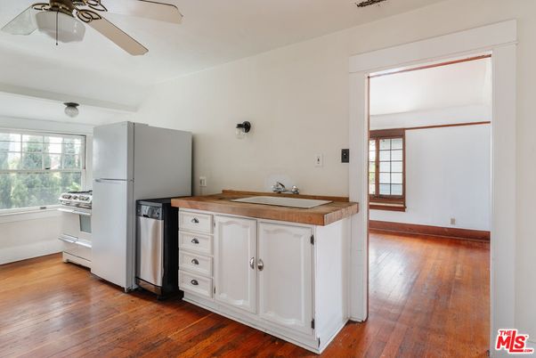 Interior, Kitchen, Wood Texture Flooring