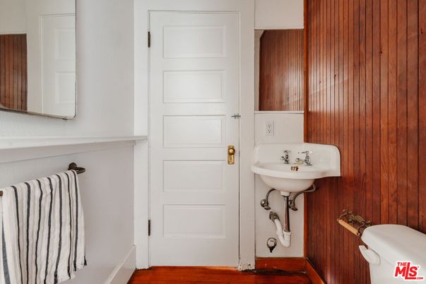 Bathroom, Interior, Wood Texture Flooring