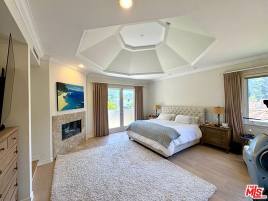 Bedroom, Fireplace, Interior, Recessed Lighting, Wood Texture Flooring