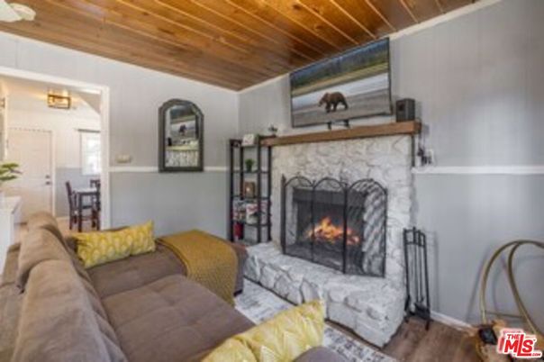 Fireplace, Interior, Living room, Pendant Lights, Wooden Ceilings, Wood Texture Flooring