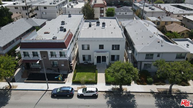 Exterior, Drone