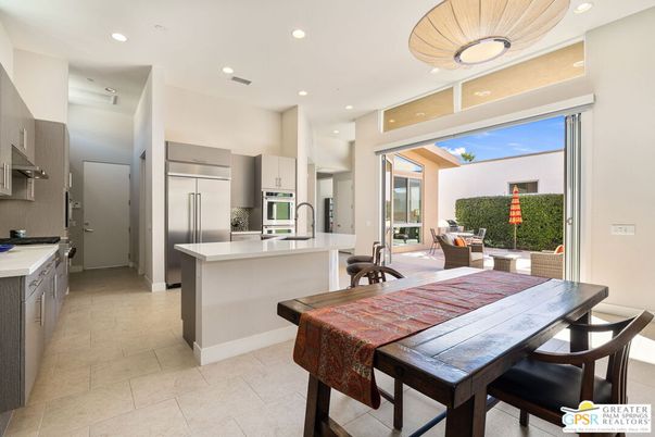 Dining room, Interior, Kitchen, Recessed Lighting, Stainless Steel Appliances