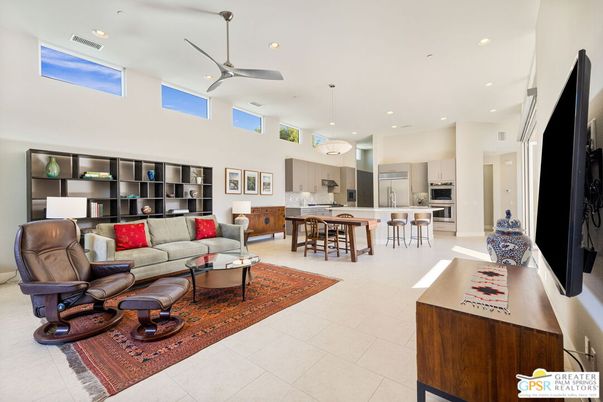 Interior, Kitchen, Living room, Pendant Lights, Recessed Lighting, Stainless Steel Appliances