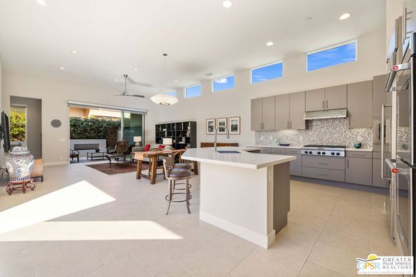Interior, Kitchen, Living room, Pendant Lights, Recessed Lighting, Stainless Steel Appliances