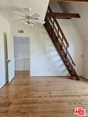 Empty room, Interior, Wooden Beams, Wood Texture Flooring