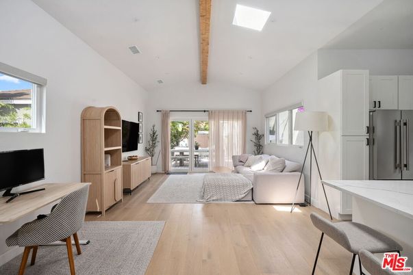Interior, Living room, Recessed Lighting, Wooden Beams, Wood Texture Flooring