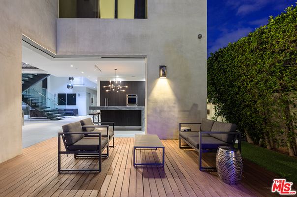 Exterior, Wood Texture Flooring