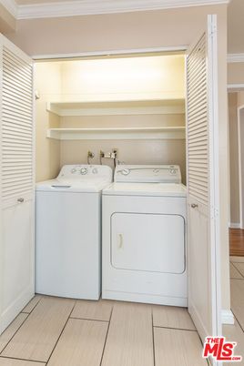 Interior, Utility Closets, Washer
