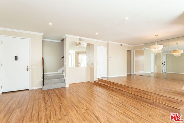 Chandelier, Empty room, Interior, Recessed Lighting, Wood Texture Flooring