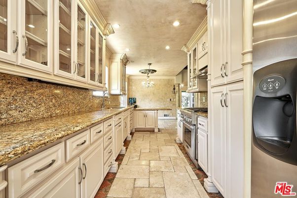 Chandelier, Interior, Kitchen, Pendant Lights, Recessed Lighting