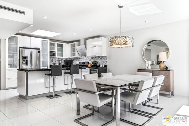 Dining room, Interior, Kitchen, Pendant Lights, Recessed Lighting, Stainless Steel Appliances
