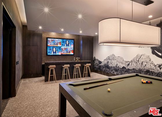 Billiard Table, Game Room, Interior, Recessed Lighting