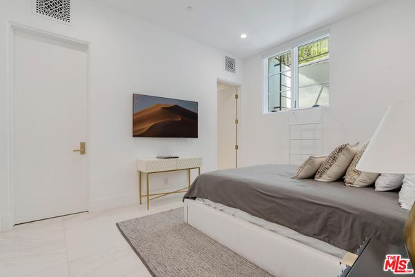 Bedroom, Interior, Marble, Recessed Lighting