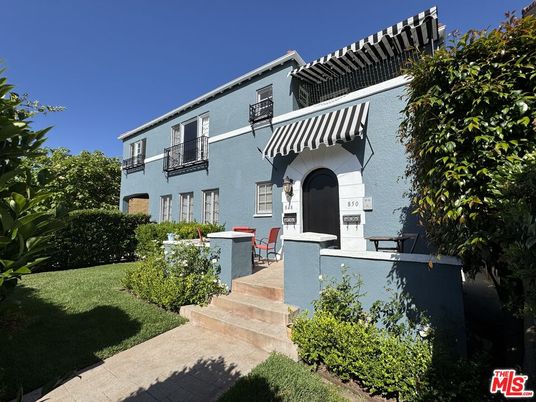 Backyard, Exterior, Facade, Spanish Mediterranean
