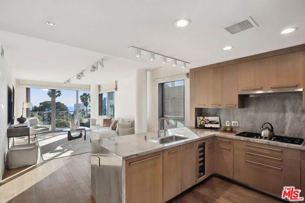 Interior, Kitchen, Living room, Recessed Lighting, Wood Texture Flooring
