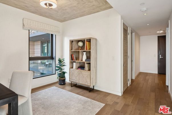 Interior, Recessed Lighting, Wooden Ceilings, Wood Texture Flooring
