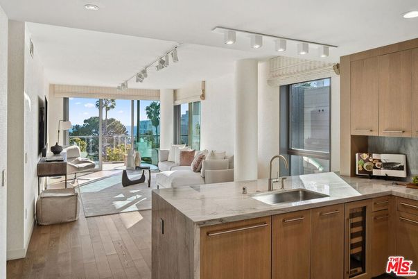 Interior, Kitchen, Living room, Recessed Lighting, Wood Texture Flooring