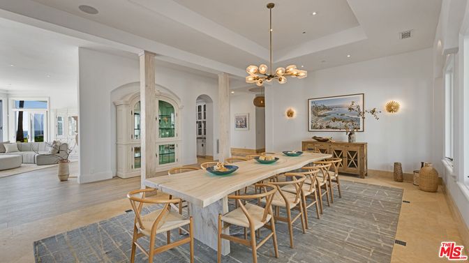 Dining room, Interior, Living room, Pendant Lights, Recessed Lighting, Wood Texture Flooring