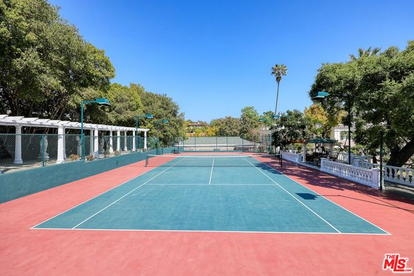 Exterior, Tennis Courts