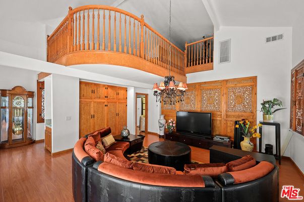 Chandelier, Interior, Living room, Wood Texture Flooring