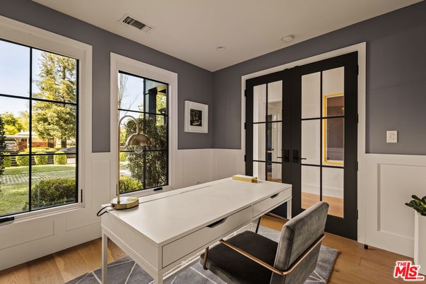 Home Office, Interior, Recessed Lighting, Wood Texture Flooring