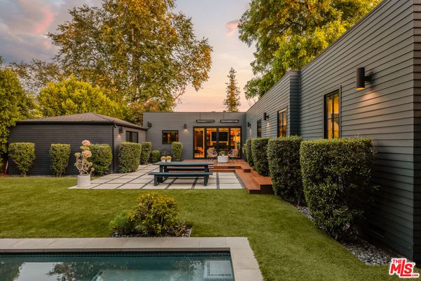 Backyard, Exterior, Pool