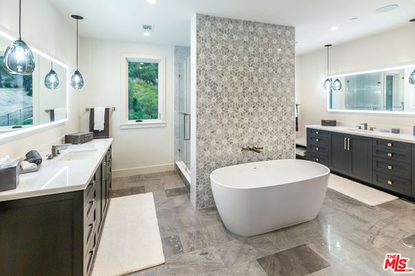 Bathroom, Dual Sink Vanities, Free Standing Baths, Glass Shower, Interior, Pendant Lights, Recessed Lighting