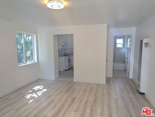 Empty room, Interior, Kitchen, Wood Texture Flooring