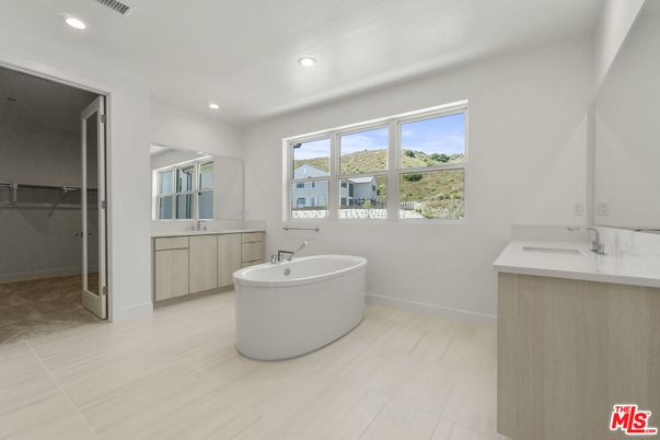 Bathroom, Dual Sink Vanities, Free Standing Baths, Interior, Recessed Lighting
