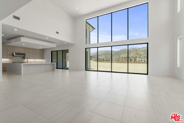 Empty room, Interior, Kitchen, Recessed Lighting