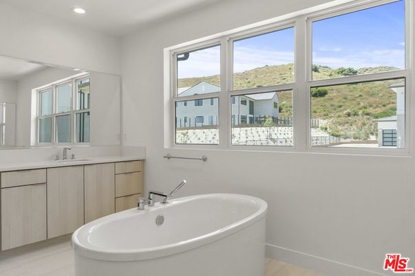 Bathroom, Free Standing Baths, Interior, Recessed Lighting, Wood Texture Flooring